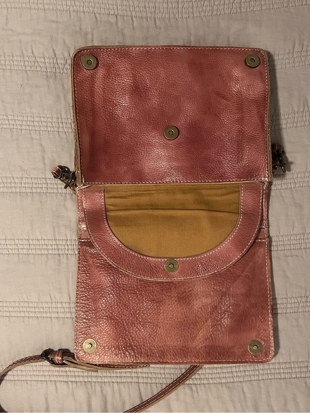 Never Mind! Stud-Trim Leather Crossbody Bag Rusty Brown Rodeo Cowgirl Western - Picture 8 of 11